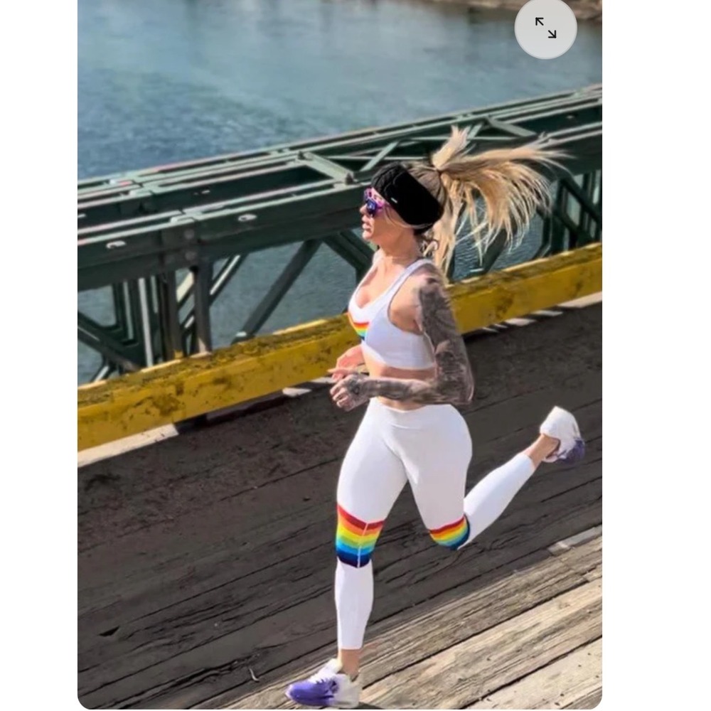 OOSC Rainbow Road Leggings White Rainbow Chevron Ski Base Layer Gym Yoga Womens - Picture 2 of 12
